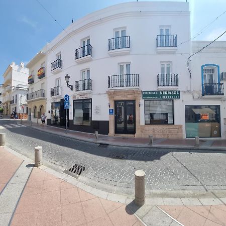 Hostal Nerjasol المظهر الخارجي الصورة