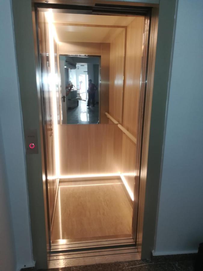 Hostal Nerjasol المظهر الخارجي الصورة